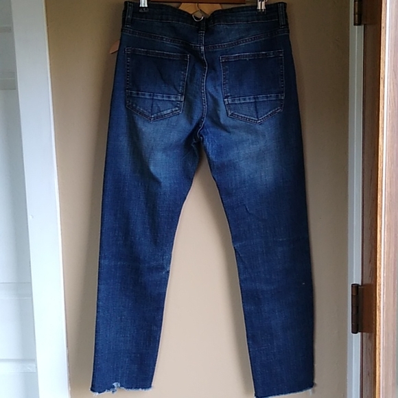 Thread & Cloth Distressed Slim Straight Jeans with raw hem Size 32 - Picture 10 of 13